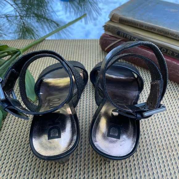 DKNYC Woven Ankle Strap Wedges - Picture 6 of 12
